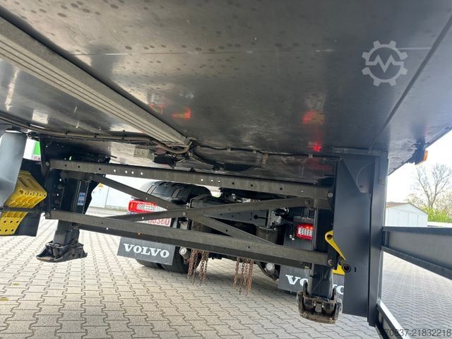Standaard trekker VOLVO FM 380 / Schmitz / 3 Kammer / Carrier ICELAND