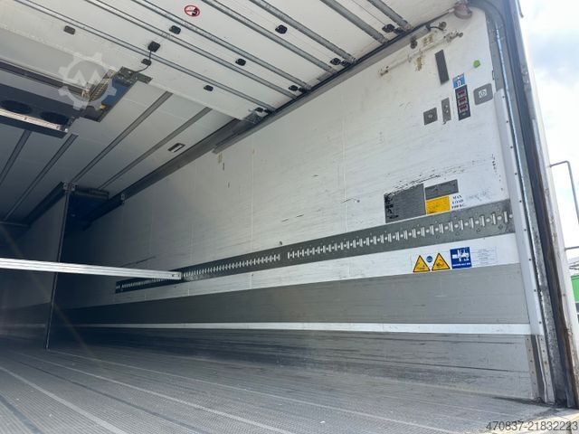 Semirimorchio frigorifero SCHMITZ CARGOBULL SCB 2 / Carrier ICELAND / Elektro / 3 x Kammer