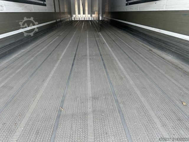 Semirimorchio frigorifero SCHMITZ CARGOBULL SCB 2 / Carrier ICELAND / Elektro / 3 x Kammer
