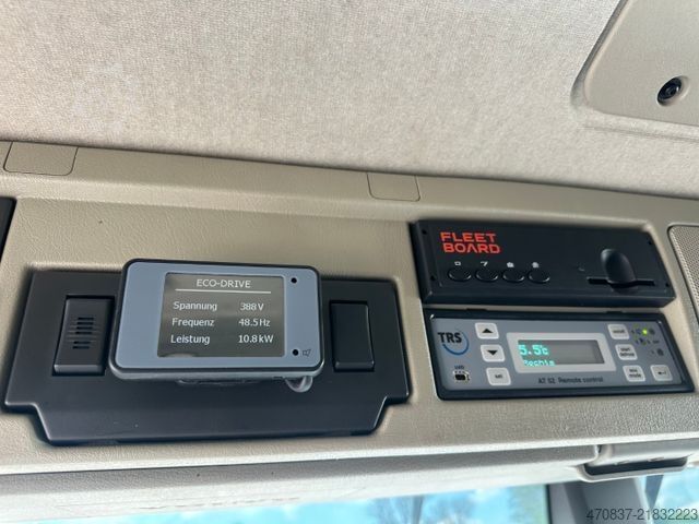 Semirimorchio frigorifero SCHMITZ CARGOBULL SCB 2 / Carrier ICELAND / Elektro / 3 x Kammer