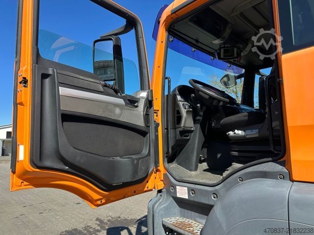 Camião de lixo MAN TGS 26.320 / Haller / Sperrmüll