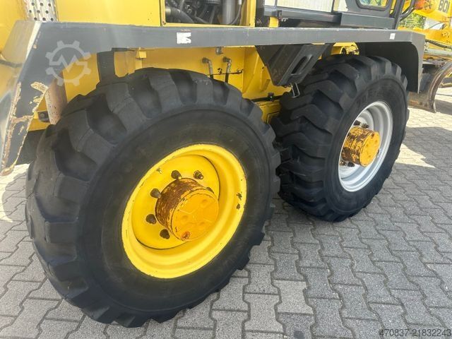 Livellatrice stradale BOMAG BG 110 TA-2 / 6x6 Allrad