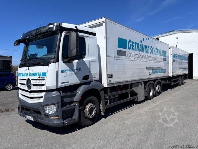 Beverage truck MERCEDES-BENZ MB Antos Getränkeaufbau Schwenkwand Ladebordwand