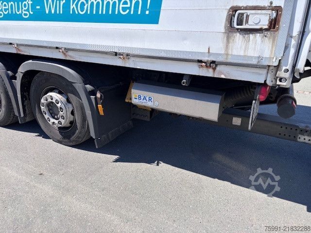 Beverage truck MERCEDES-BENZ MB Antos Getränkeaufbau Schwenkwand Ladebordwand