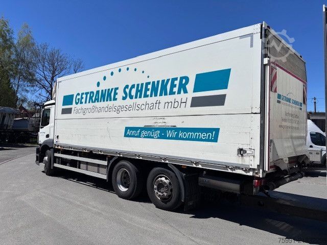 Beverage truck MERCEDES-BENZ Actros 5 mit Schwenwandkoffer und Ladebordwand