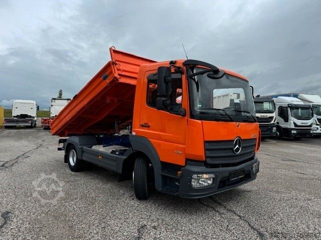 Three-way tipper van MERCEDES-BENZ Atego 818K Euro6  manuell Meiller3-Seiten-Kipper
