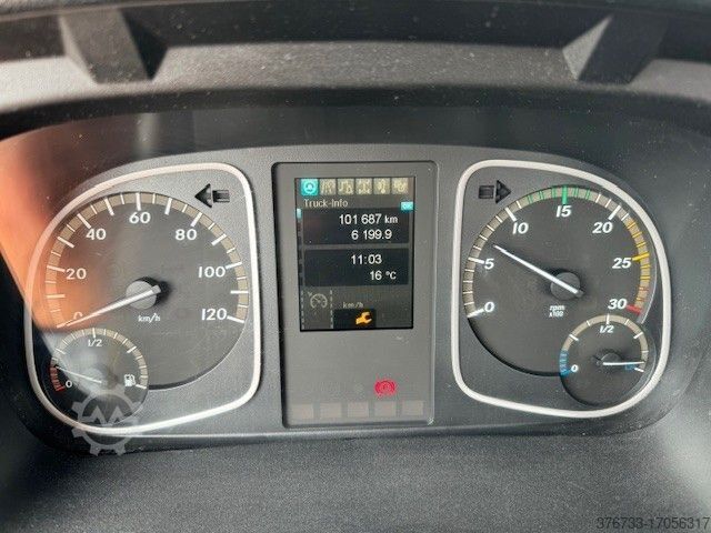 Three-way tipper van MERCEDES-BENZ Atego 818K Euro6  manuell Meiller3-Seiten-Kipper