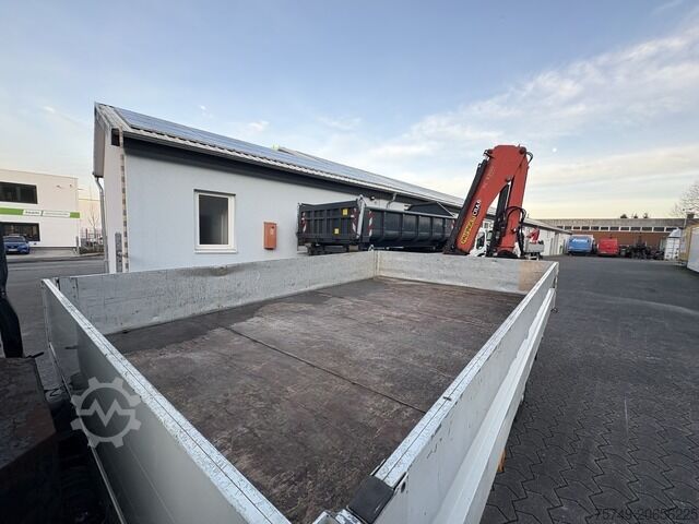 Pick-up van Fuso FUSO 7C18 Canter Pritsche 3.8m Kran 2x hydr.