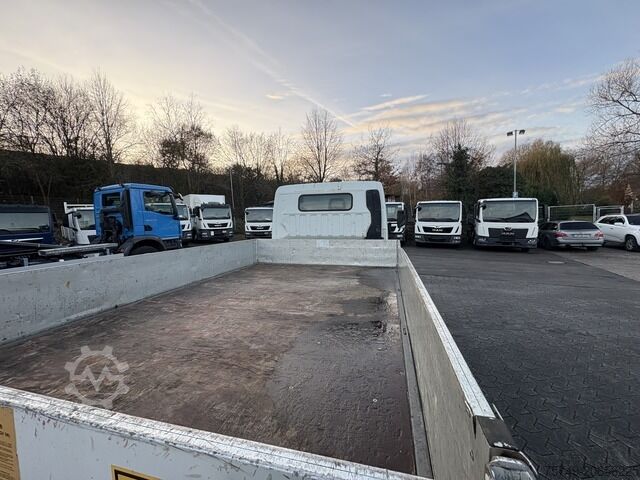 Pick-up van Fuso FUSO 7C18 Canter Pritsche 3.8m Kran 2x hydr.