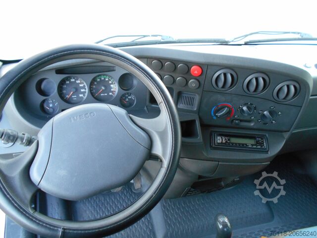 Upphämtningsbil Iveco DAILY 35C17 - CASSONE FISSO