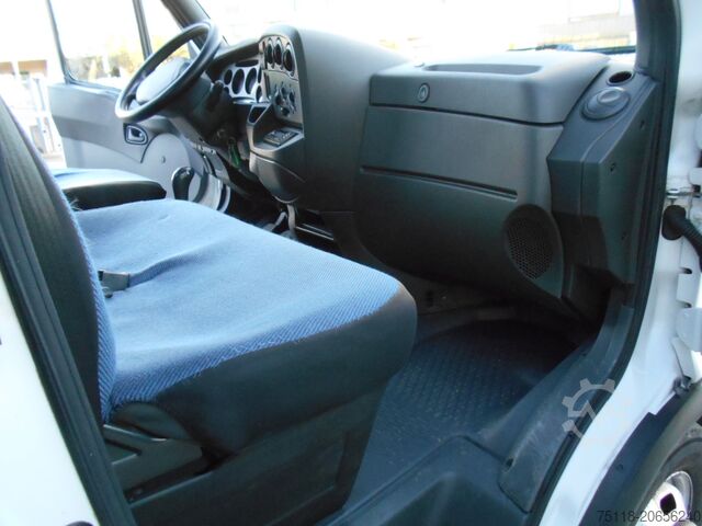 Upphämtningsbil Iveco DAILY 35C17 - CASSONE FISSO