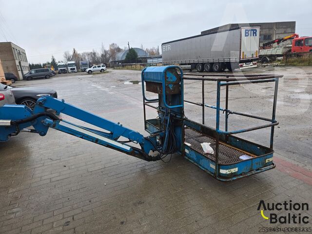 Knikarmhoogwerker Genie S 45