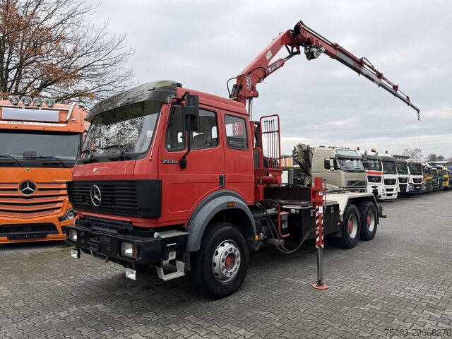 Kiepwagen Mercedes-Benz SK 2538 6X4 Haken Kran/ Oldtimer/ Feuerwehr
