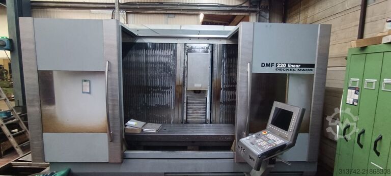 Vertikalt bearbetningscenter Deckel Maho DMF 220 linear
