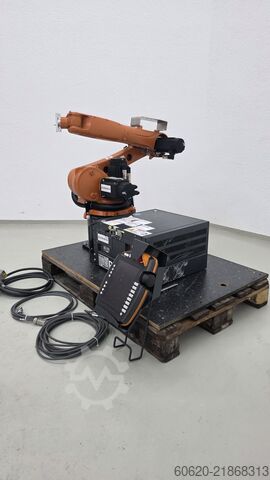 Robot industrial KUKA KR 10 R1420 + KR C4