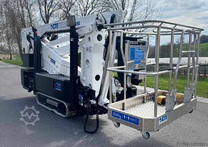 Piattaforma di lavoro cingolata CTE TRACCESS 200 Diesel CTE