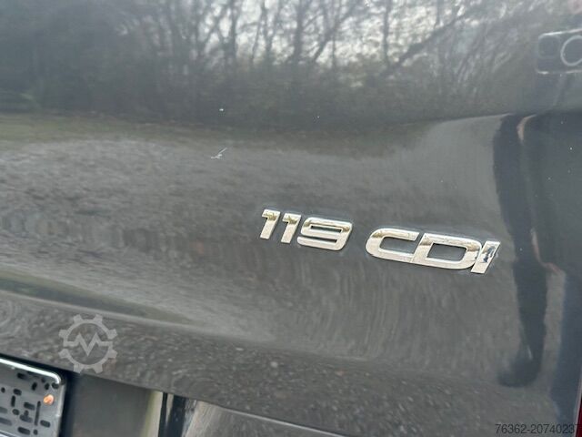 Microbuz Mercedes-Benz Vito Tourer 119 CDI Edition lang Klima S