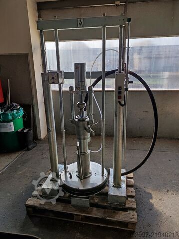 Lisec VFL-1/25 Lisec sealing robot VFL-1/25