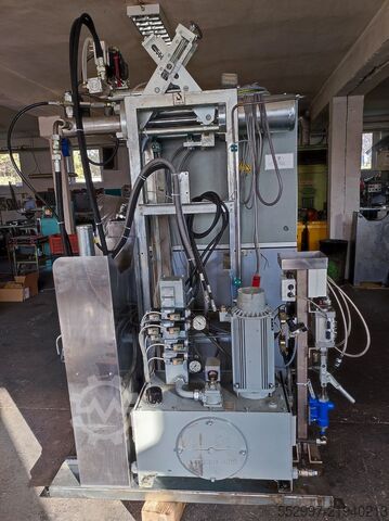 Lisec VFL-1/25 Lisec sealing robot VFL-1/25
