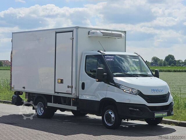 Koel-vriestransport (bestelbus) IVECO DAILY 35C16 Koelwagen Laadklep!