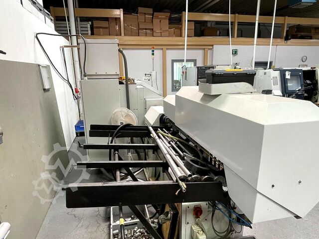 Centro di tornitura e fresatura CNC Okuma LCC15