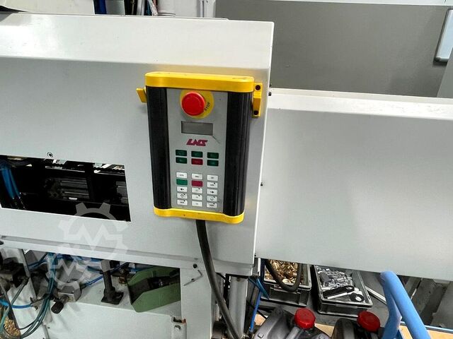 Centro di tornitura e fresatura CNC Okuma LCC15