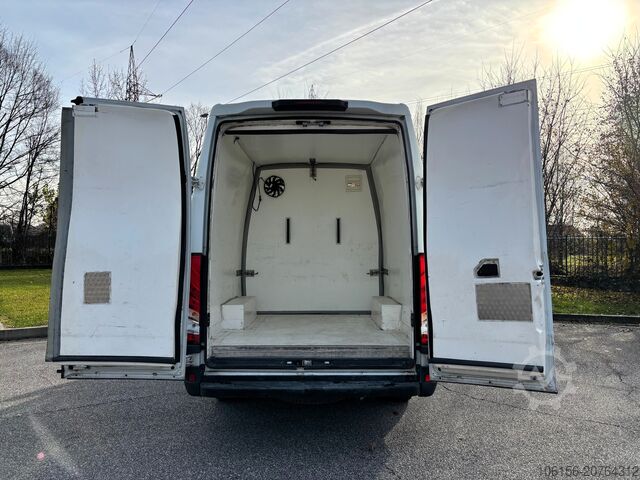 Furgon chłodnia Iveco Daily 35