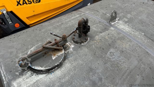 Landbrugsmaskine  Danubia Heizöl / Dieseltank 1000 L Baujahr 1981