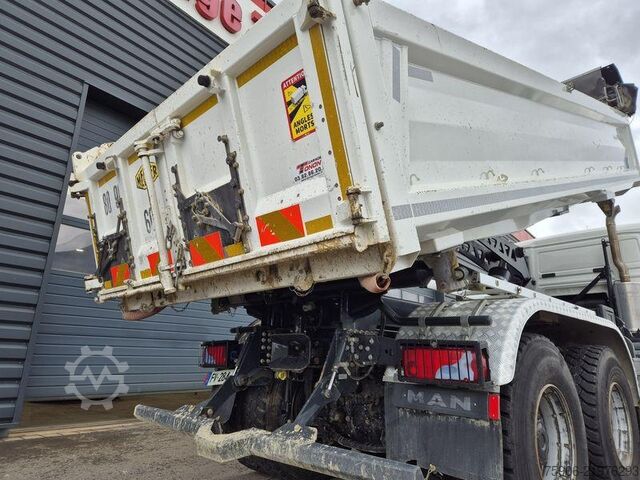 Camion benne MAN TGS