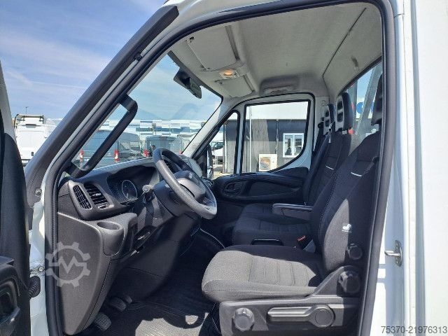 Camion plateau IVECO DAILY 35S14H