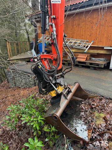 Mini excavator Kubota U36-4 Beltegraver m/ 4 skuffer, rotortilt og klype