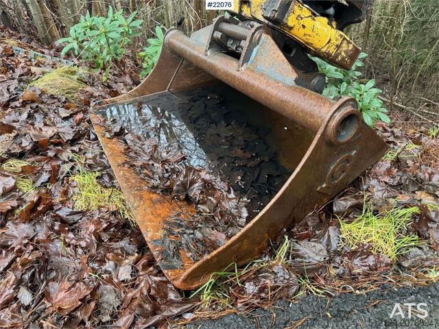 Mini excavator Kubota U36-4 Beltegraver m/ 4 skuffer, rotortilt og klype