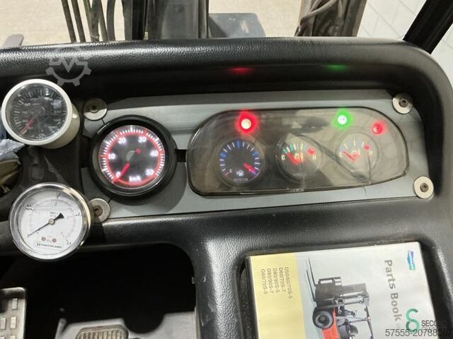 Forklift Doosan D90S-7