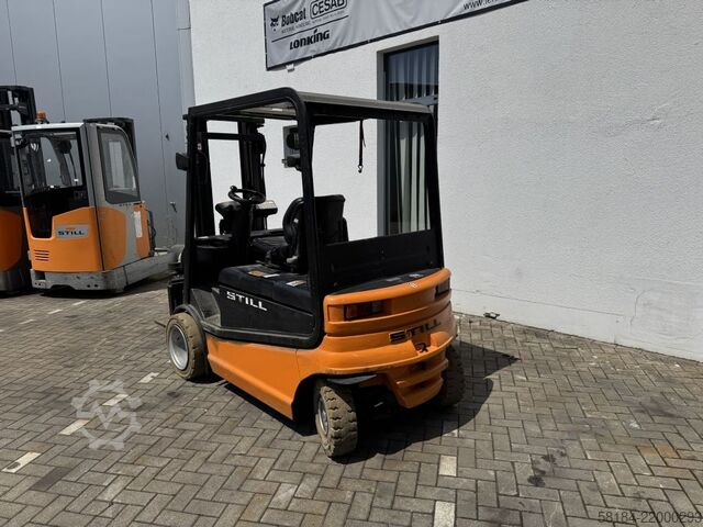 Elektrisk 4 -hjulet gaffeltruck Still R60-30