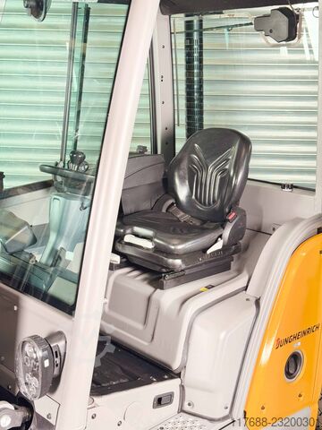 Frontlastare med dieselmotor Jungheinrich DFG 425s - Service Neu - nur 5016 Std.-STVO-KUBOTA