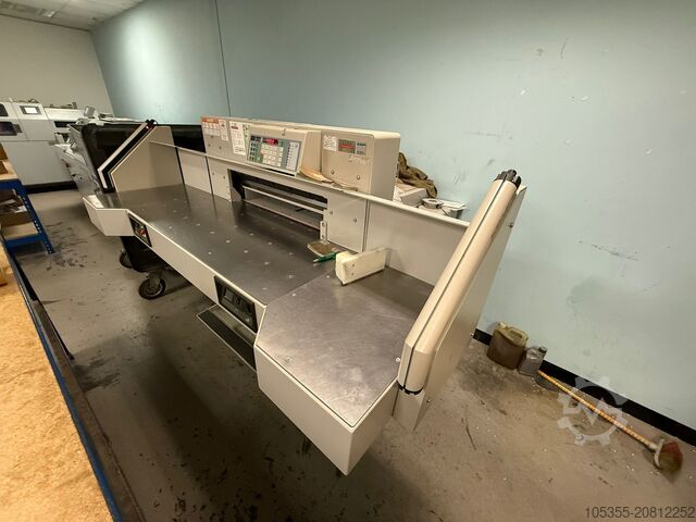 Paper cutting machine EBA 721-06 LT Guillotine