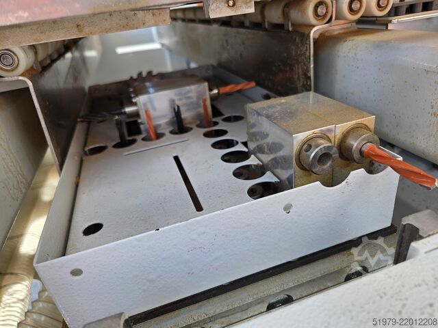 CNC kolíkovací vrtací stroj s frézou Maggi Engineering F12 Unica