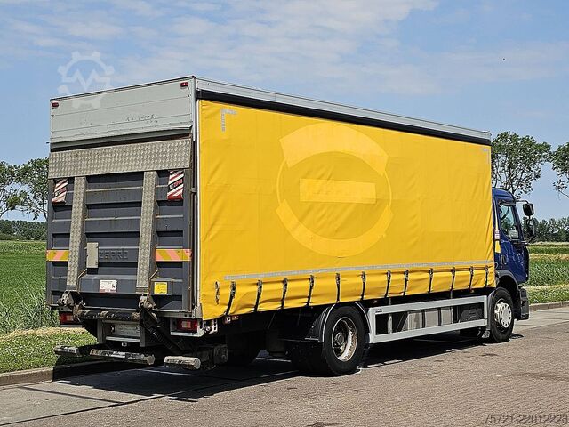 Posuvná plachta RENAULT D 250 19.5T TAILLIFT
