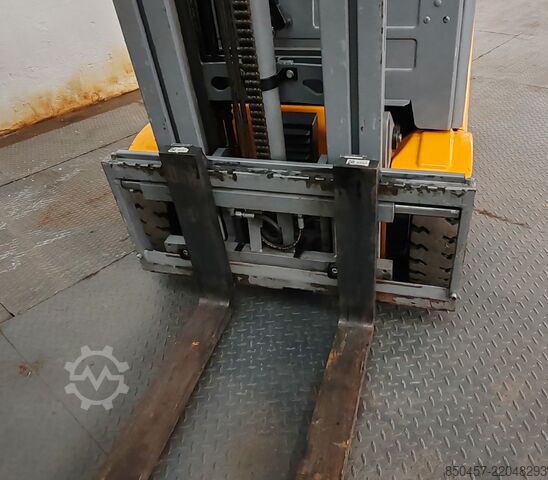 Electric – 3 roți Jungheinrich EFG 215 4.8m/ 1826mh