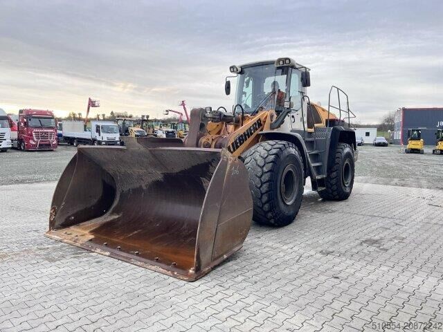 Rakodógép Liebherr L 576 / 4x4 / Schaufel / 1. Hand