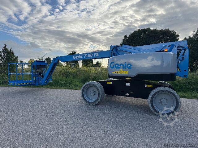 Kloubová teleskopická pracovní plošina Genie Z 60/34 FE