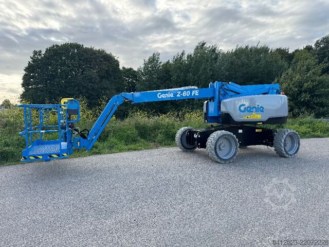 Kloubová teleskopická pracovní plošina Genie Z 60/34 FE