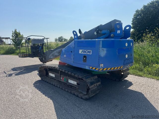 Teleskopická plošina Aichi SR 12 C