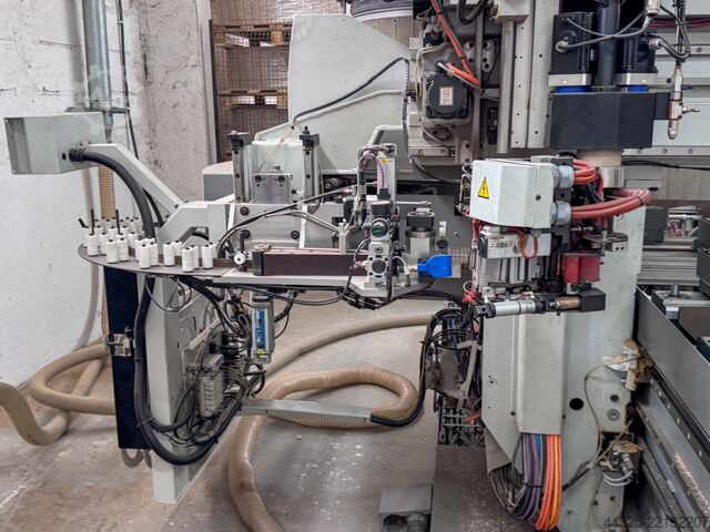 Centro de procesamiento con bandas en los bordes BIESSE ROVER A 1332 ATS EDGE