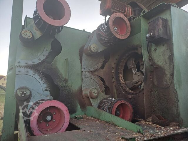 Debarking machine Wiedemann 900