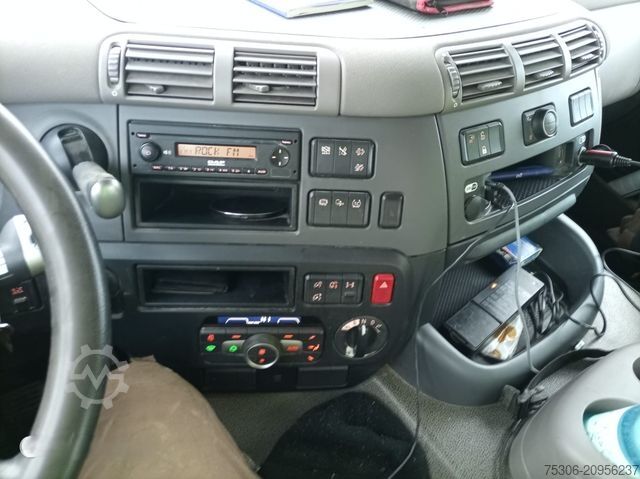 Tre-sidet tipbil DAF FA CF 340 DC Krankipper