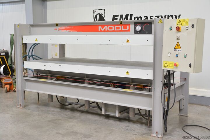 Veneer için hidrolik pres NARDI MODU 3000 x 1300