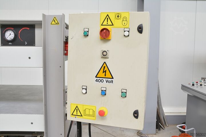 Veneer için hidrolik pres NARDI MODU 3000 x 1300