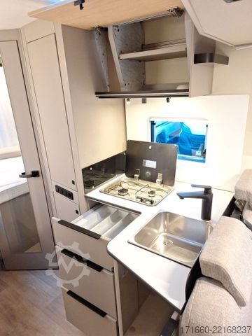 Półzintegrowany kamper BÜRSTNER Campeo TD 660 SAT+TV, MARKISE, DIESELHEIZUNG