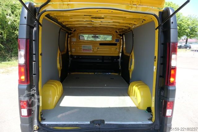 Panelová dodávka renault Trafic dCi 120 L2H1 3,0t Komfort
